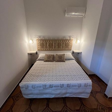 B&B Via Dei Mille Кастельсардо Экстерьер фото