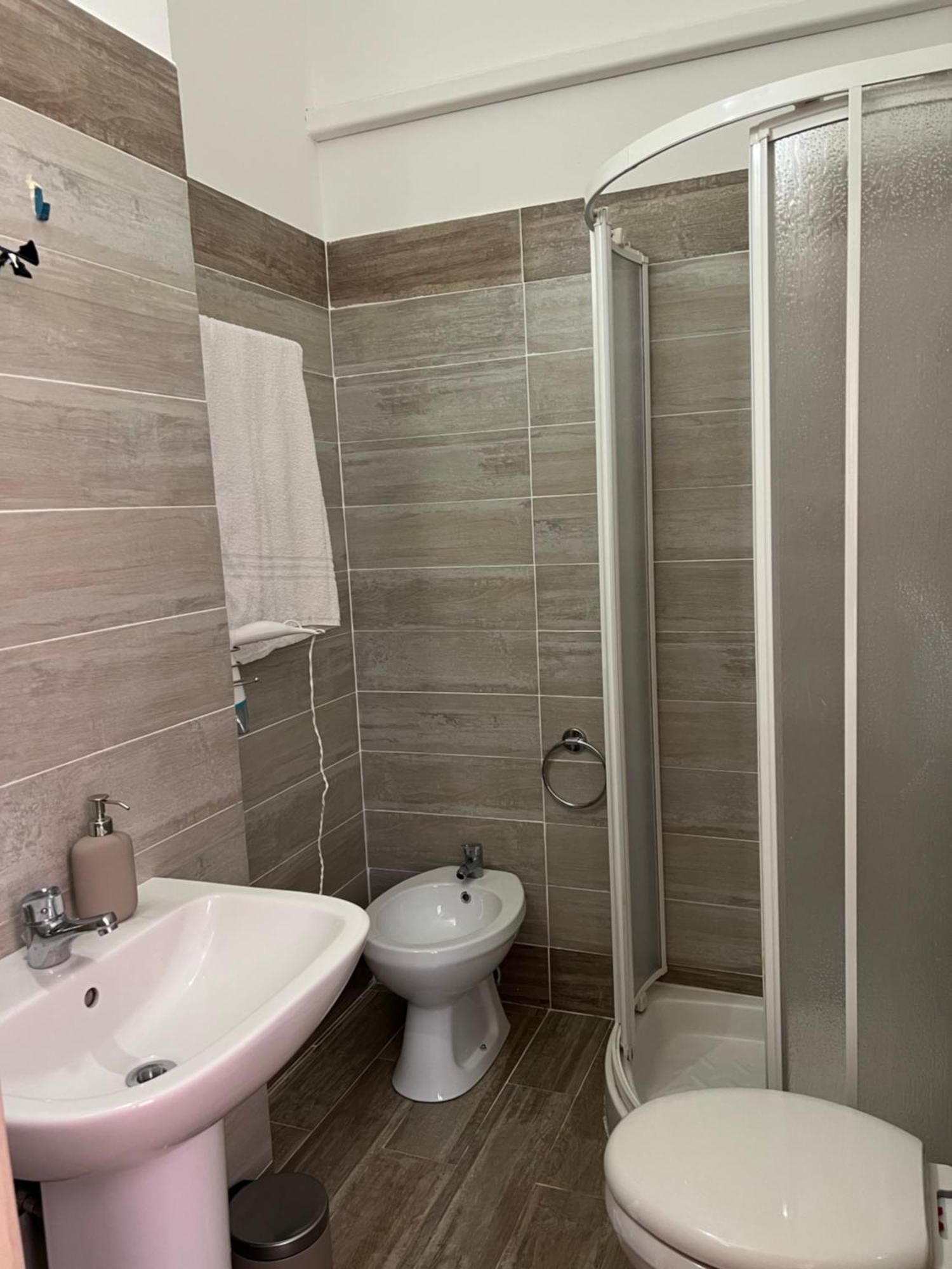 B&B Via Dei Mille Кастельсардо Экстерьер фото